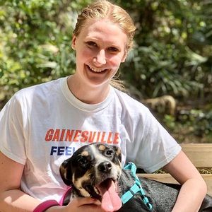 Meet your Posher, Hayley